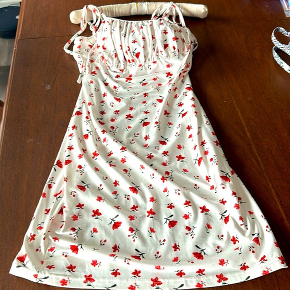 Summer Dress - Picture 5 of 7